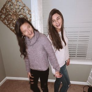 Meet your Posher, Edie